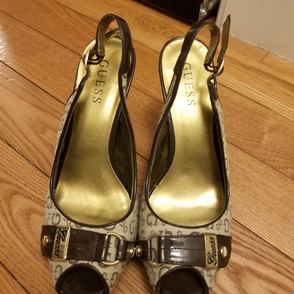 Shoes - Picture 4 of 4